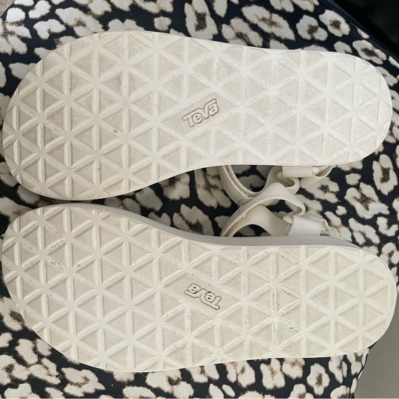 WHITE TEVAS MID FORM SIZE WOMENS 8 - Picture 5 of 5
